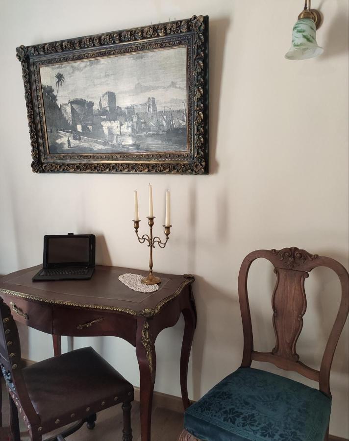 Porolithos Boutique Hotel Rhodes City Bagian luar foto